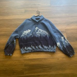 Blue mountains sweater